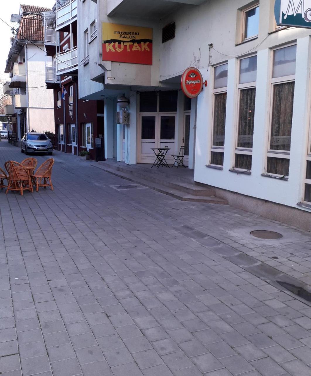 Promenada Apartmani Kruševac Zewnętrze zdjęcie