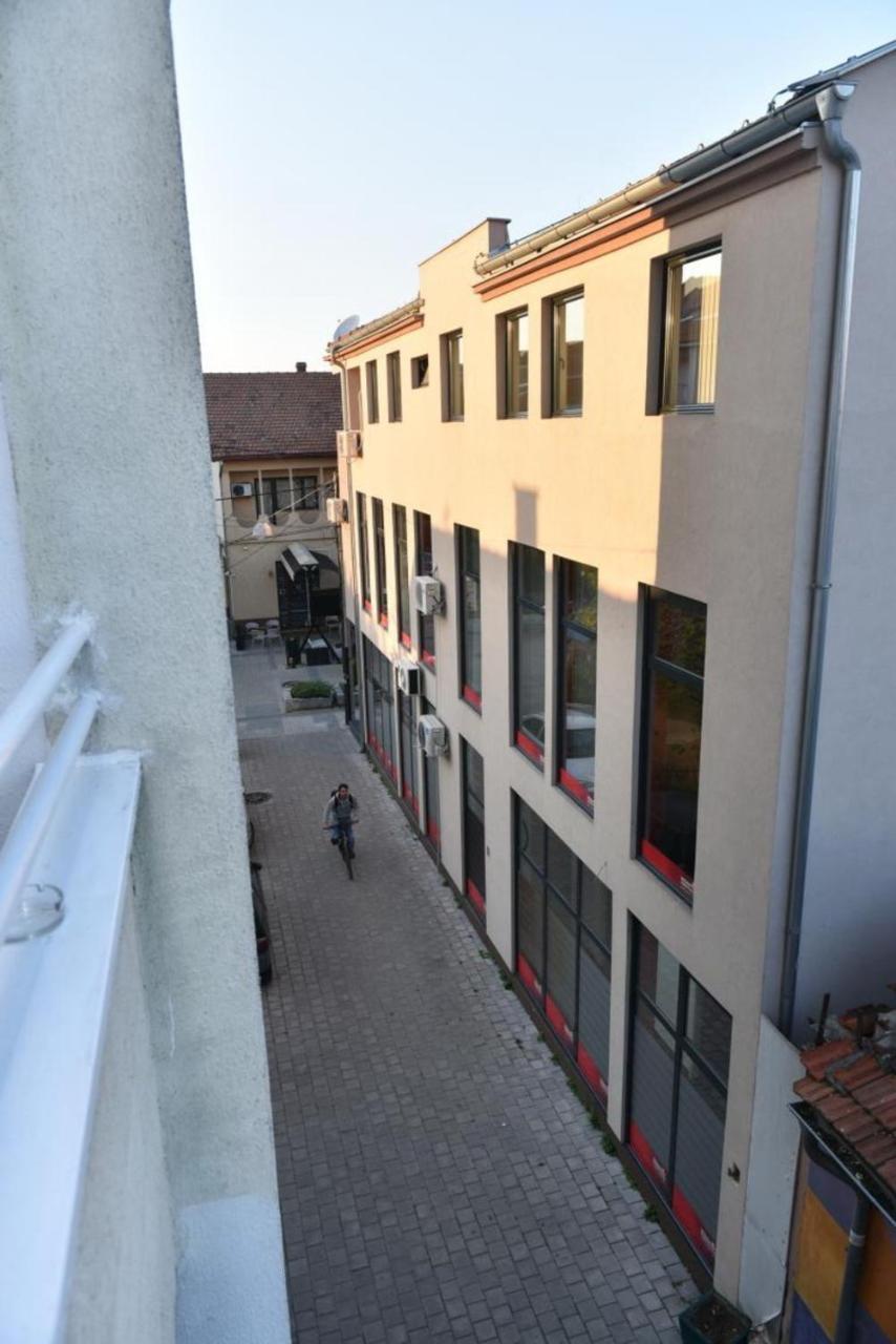 Promenada Apartmani Kruševac Zewnętrze zdjęcie