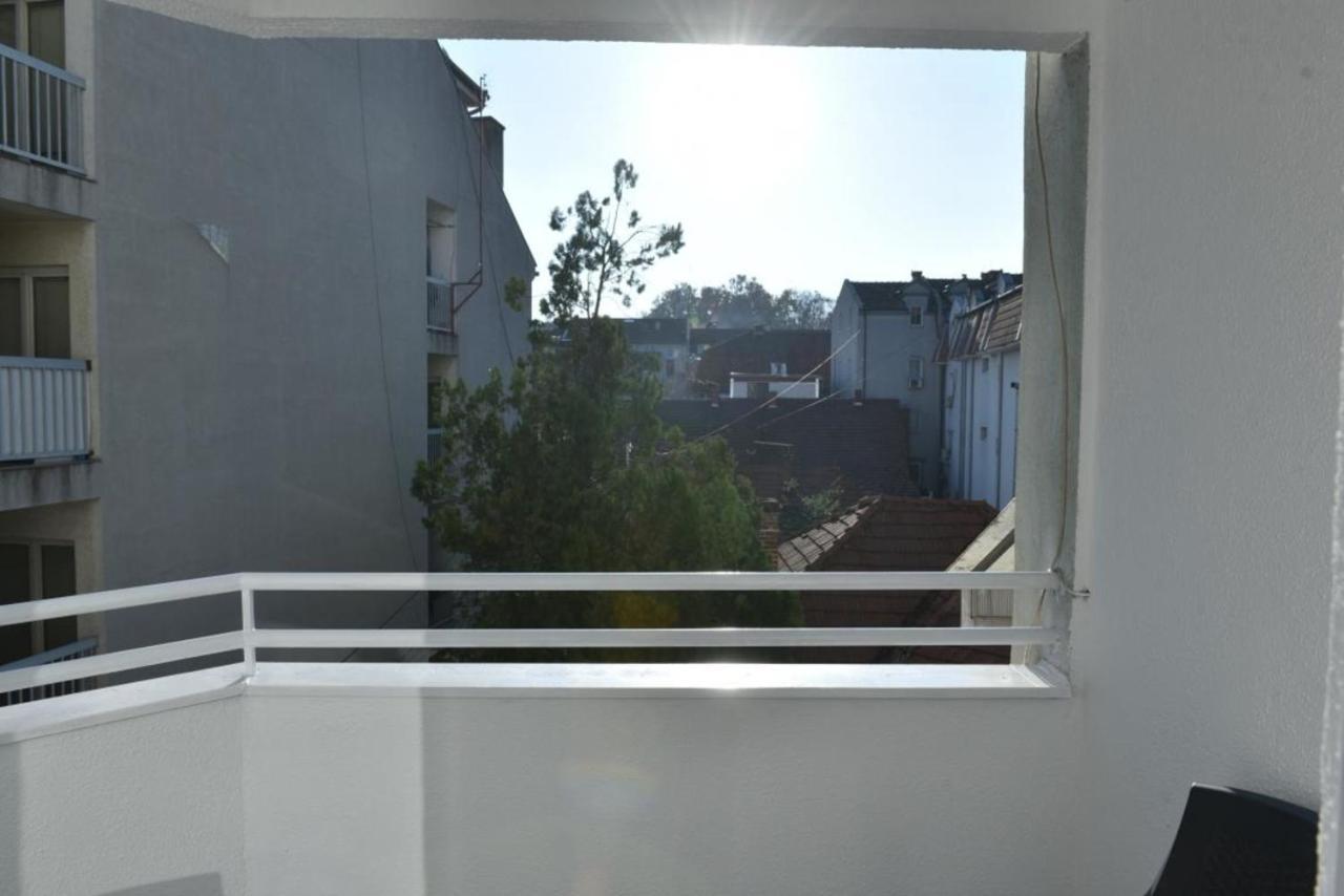 Promenada Apartmani Kruševac Zewnętrze zdjęcie